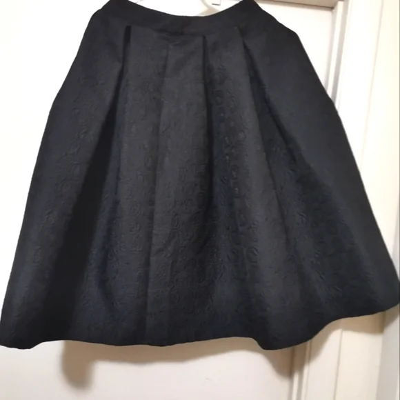 Rachel Parcell Classic black skirt - Picture 1 of 6